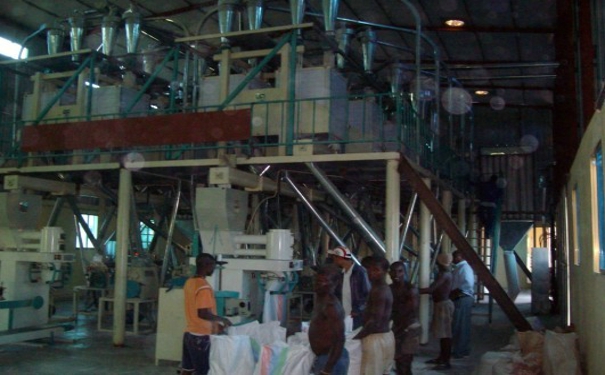 <a href=http://www.bjubbs.com.cn/product/6/ target=_blank class=infotextkey>玉米深加工機械</a>